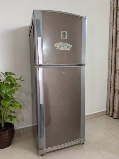 Dawlance | 16 cubic feet | 10/10 Condition | with copper stabilizer