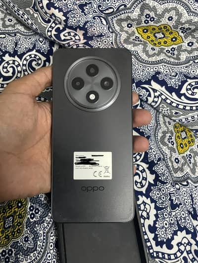 OPPO Reno 12 F
