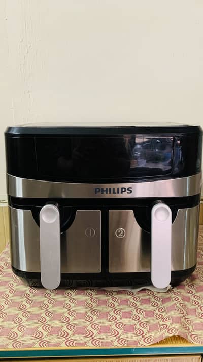 Philips Air fryer Brand new model with Box