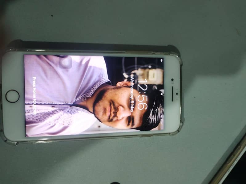 Apple iPhone 7 Plus 1