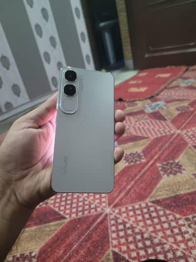 Vivo Y200