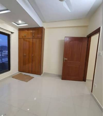 VIP flat in PWD D block. Brand new, no water issue