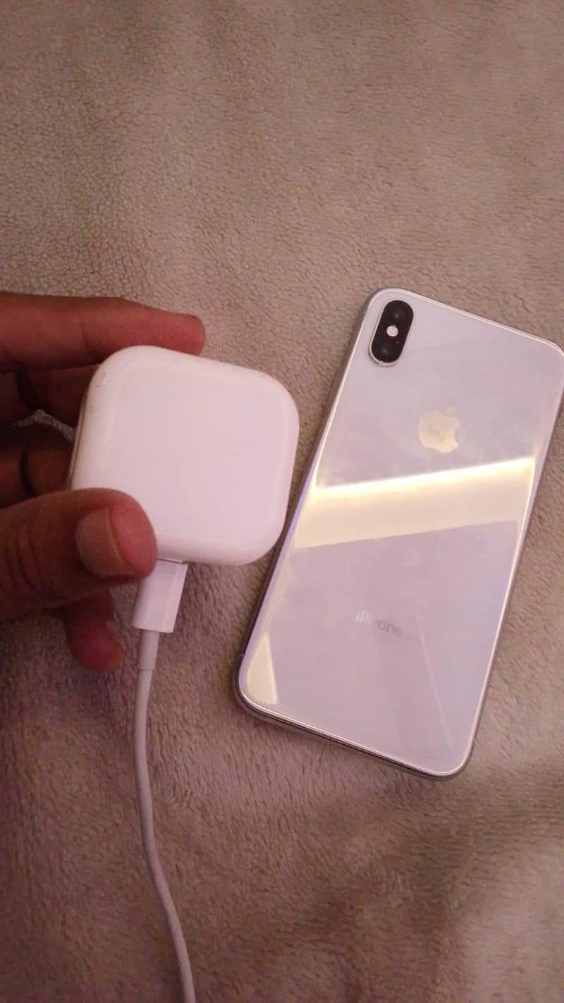 Apple iPhone X 1