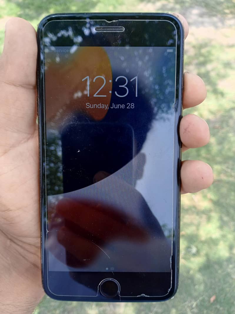 Apple iPhone 7 Plus 4