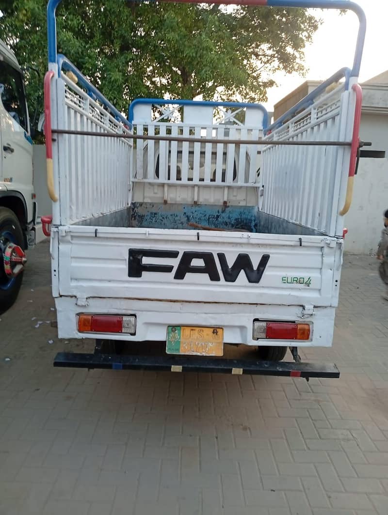 فآ گاڑی اچھی کنڈیشن کاغذات کلیئر ڈیمانڈ چھ لاکھ لوکیشن گجرات 11