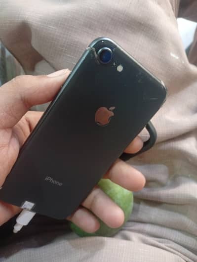 Apple iPhone 8