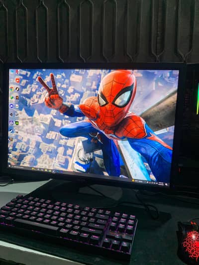 Dell monitor (1 Free)