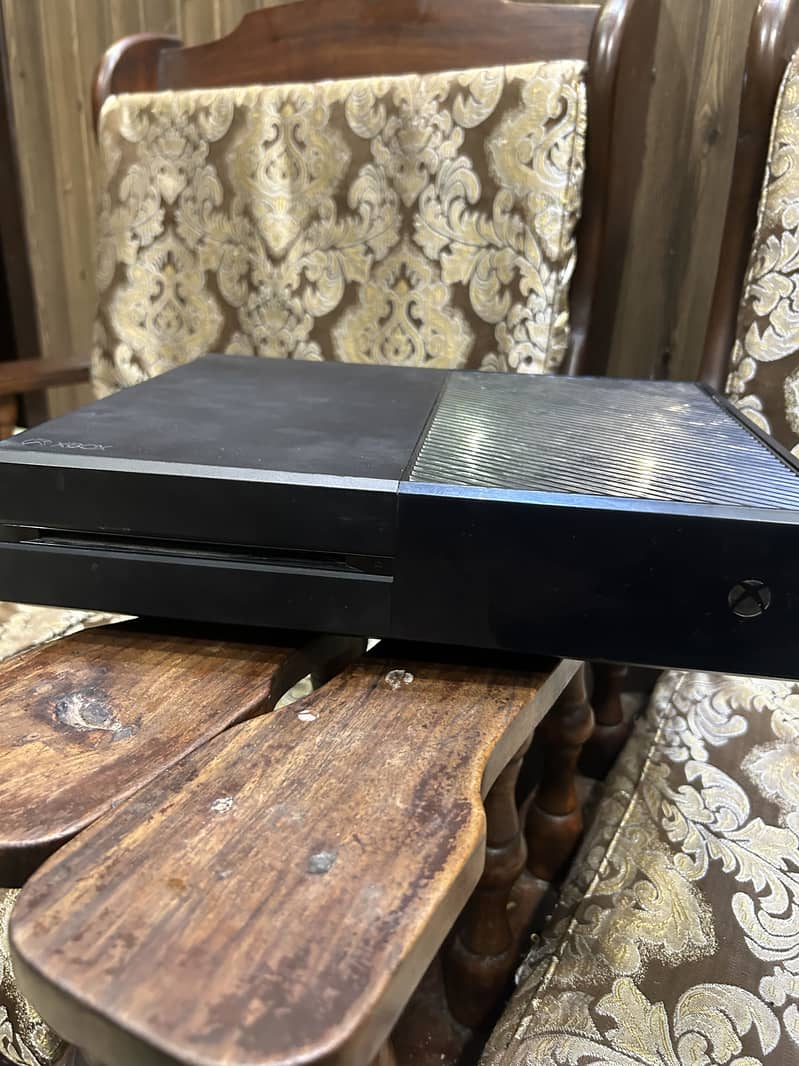 X Box One 3