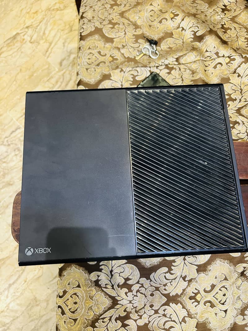 X Box One 4