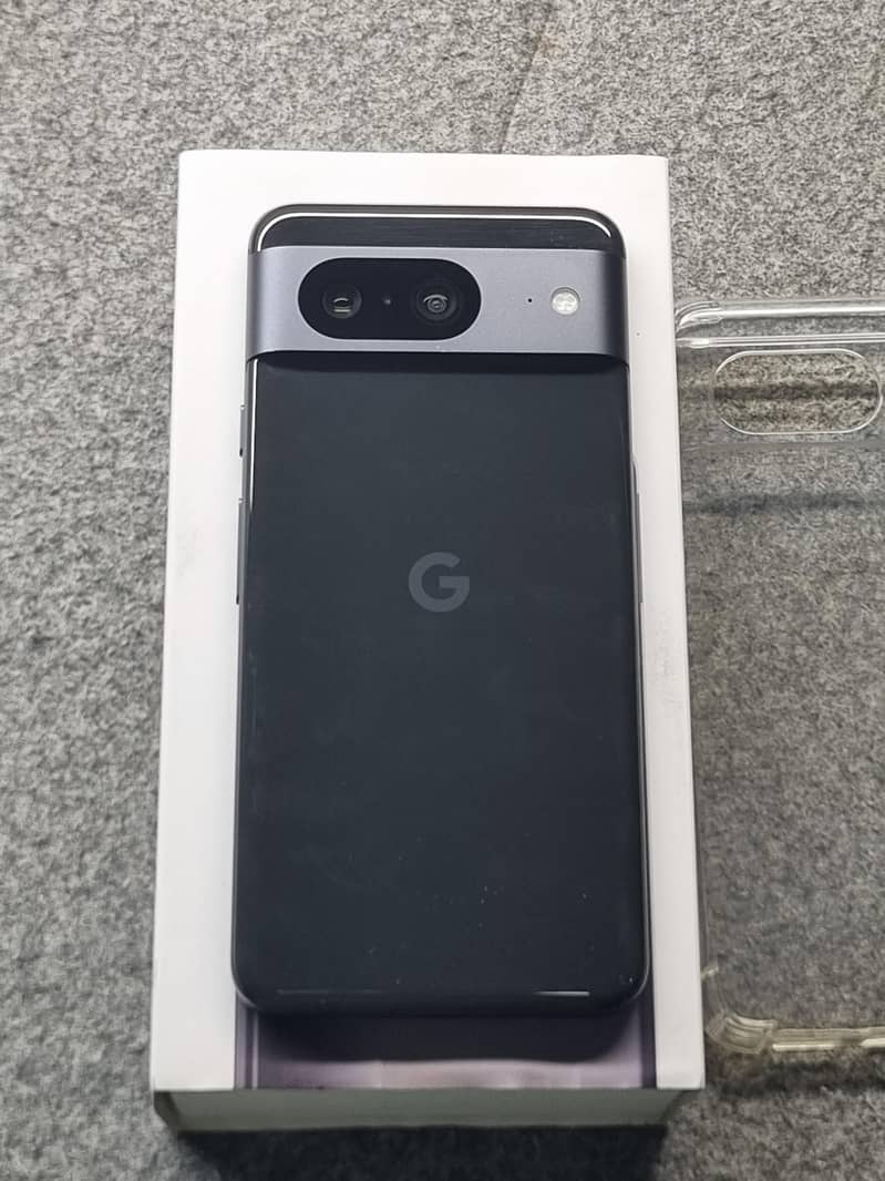 Google Pixel 8 4