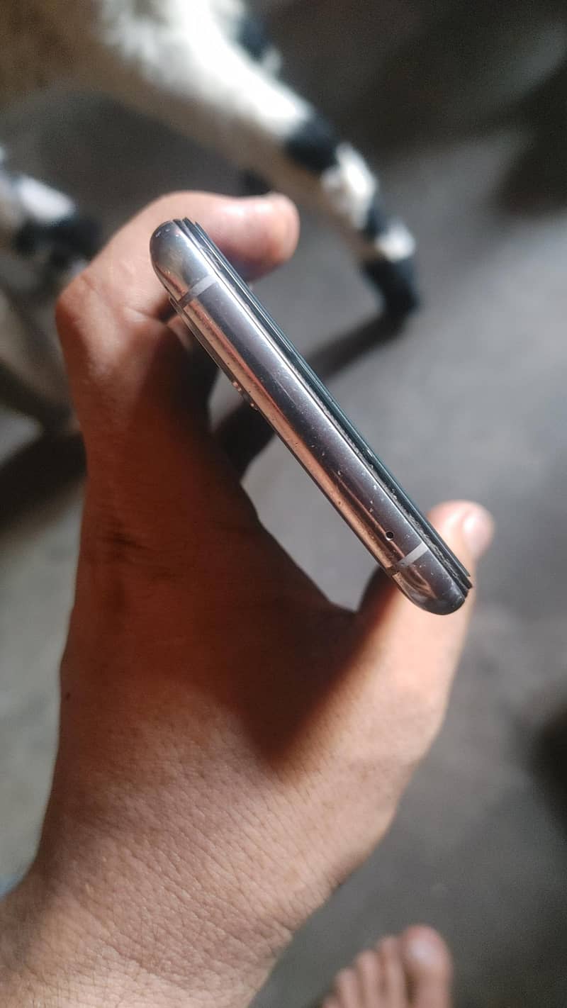 One Plus 8T 4