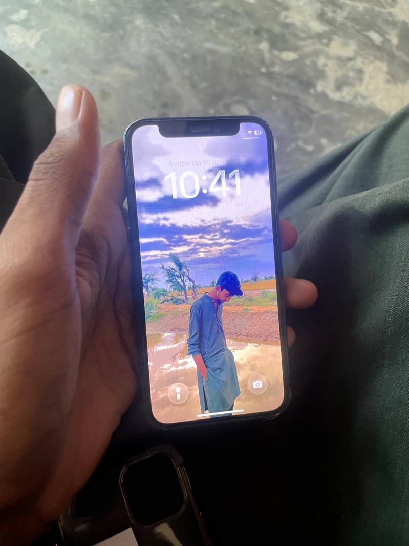iPhone 12 mini 3