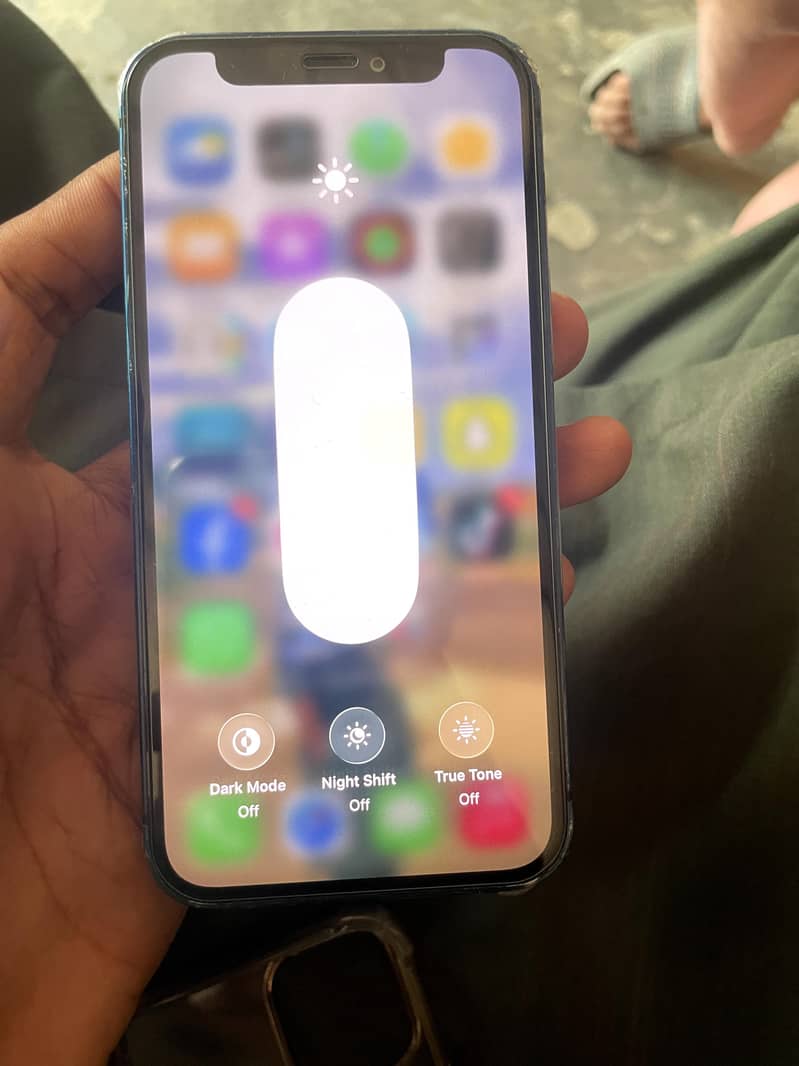 iPhone 12 mini 4