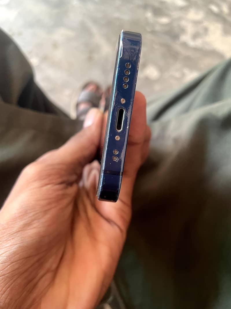 iPhone 12 mini 5