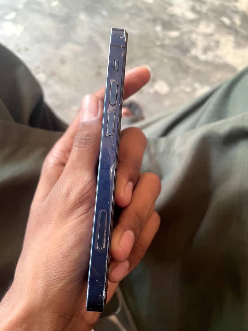 iPhone 12 mini 7