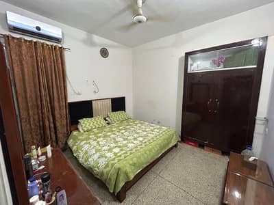 5 Merla dubble story House