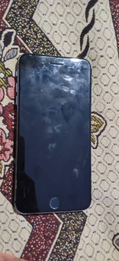 iPhone 8 Plus pta approved 64 Gb bas panal change hai butt Acha laga