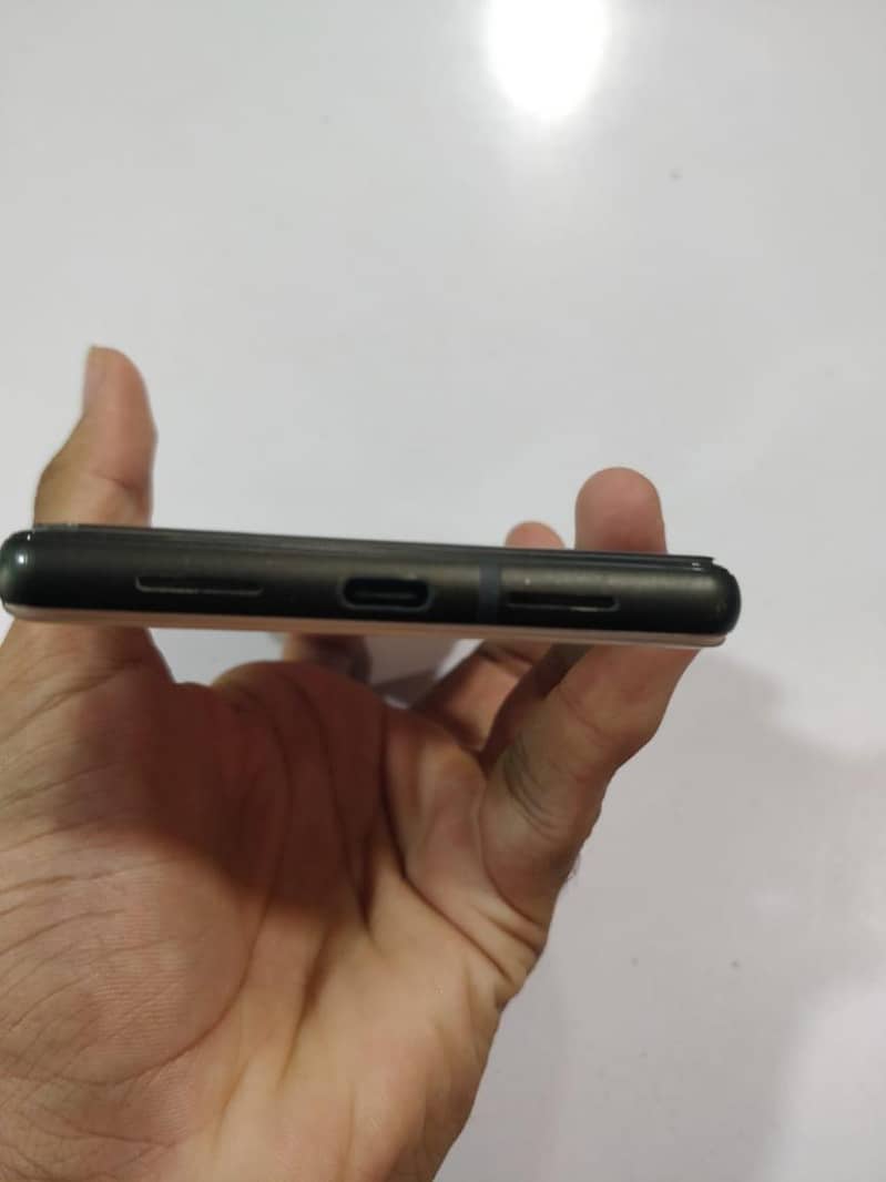 Google Pixel 6 3