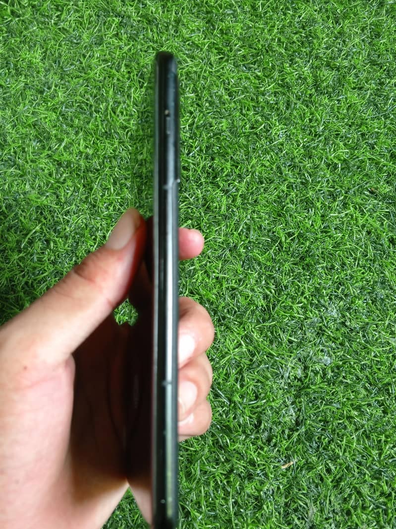 One Plus 10 Pro 6