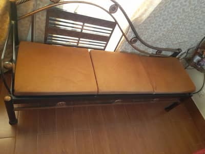 Sofa beds microwave and fan for sell
