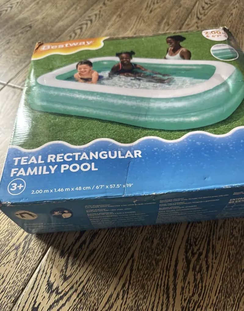 Swimming pool 0