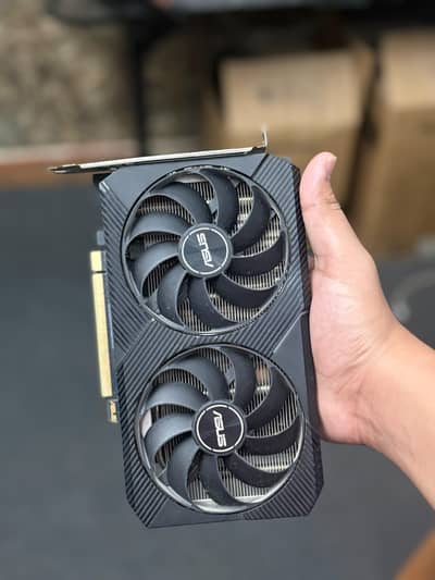 RTX 3050 Asus 8gb