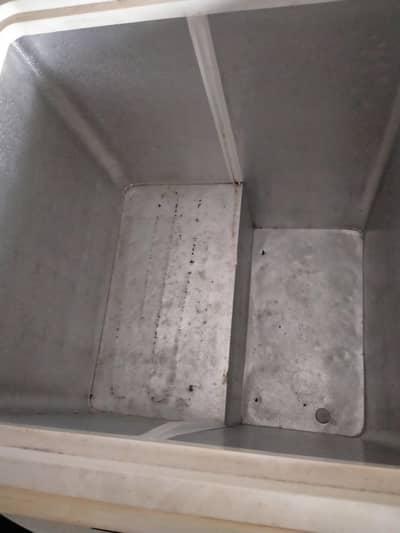 waves/2doors deep freezers good condition