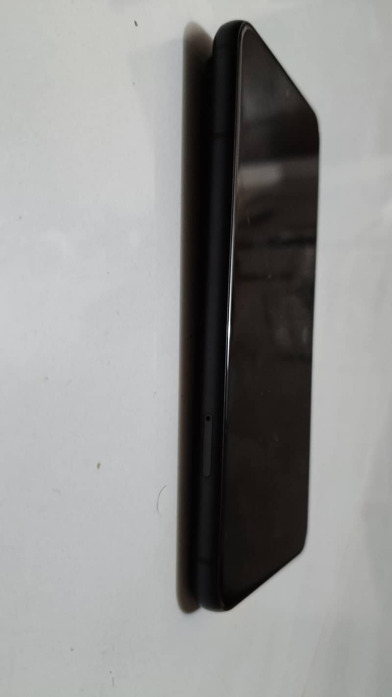 Google Pixel 8 4