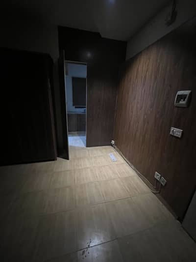 Flats available for rent family and bachelors