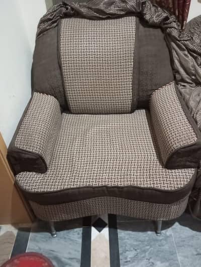 Sofa - 5 Seater Sofa Set - New Condition