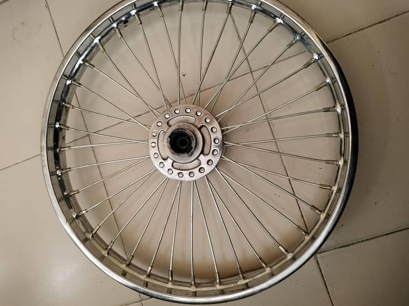 Kawasaki front hub 1