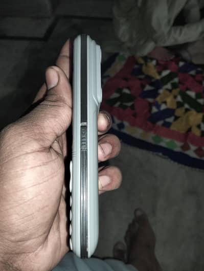 Qmobile i70