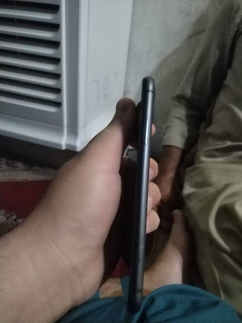 Apple iPhone 11 2