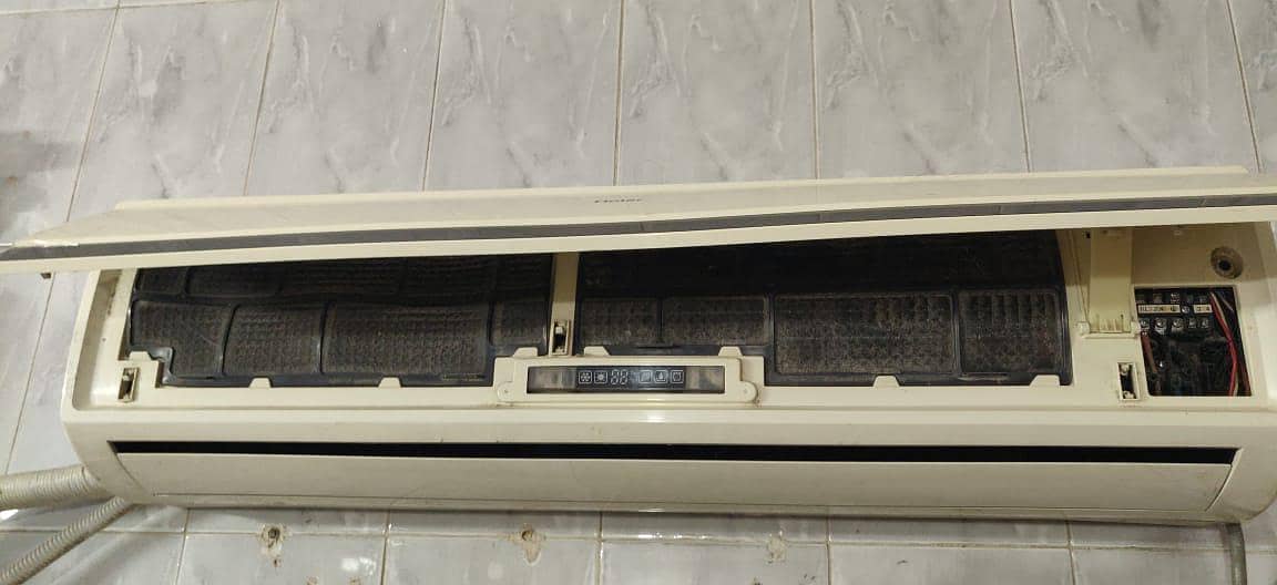 Haier 1.5 split Ac 1