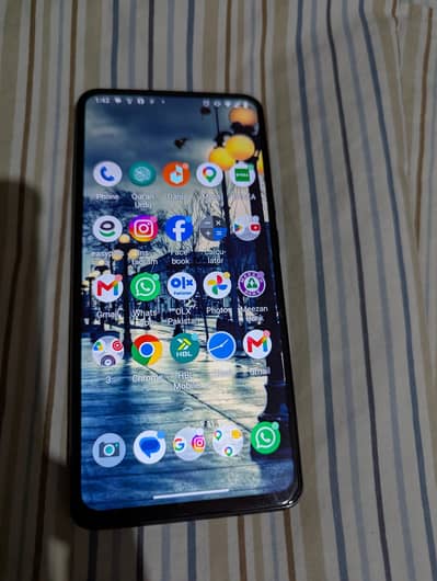 Motorola One Hyper