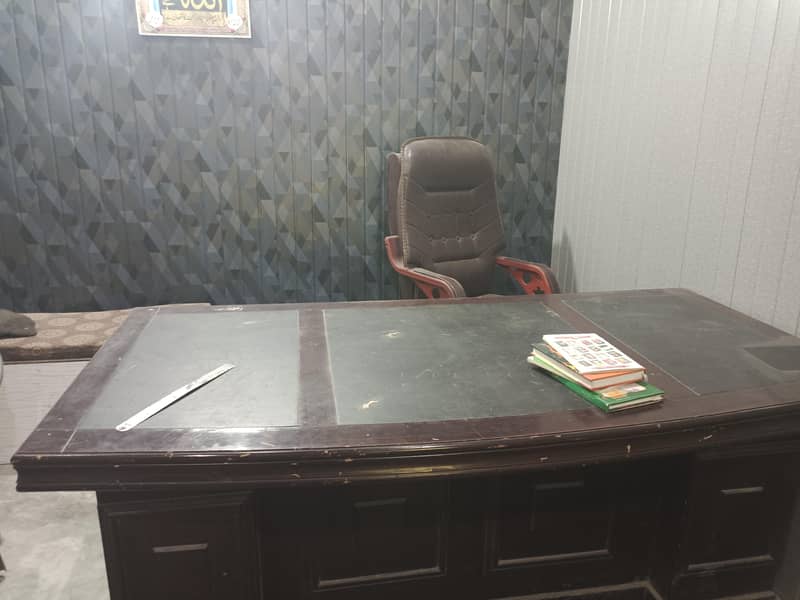 office Table 0