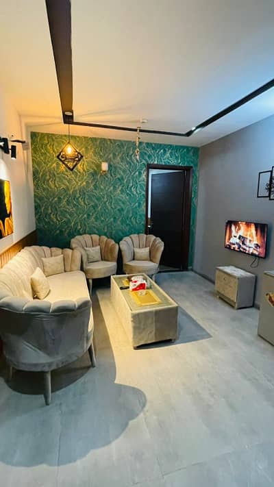 Daily and basis weekly basis one bedroom fully furnished luxury apartments available for rent Gulberg greens Islamabad