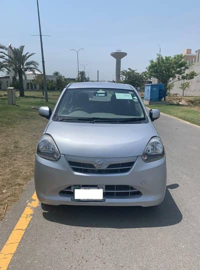 Daihatsu Mira ES