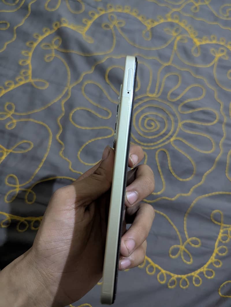 Realme C75 3