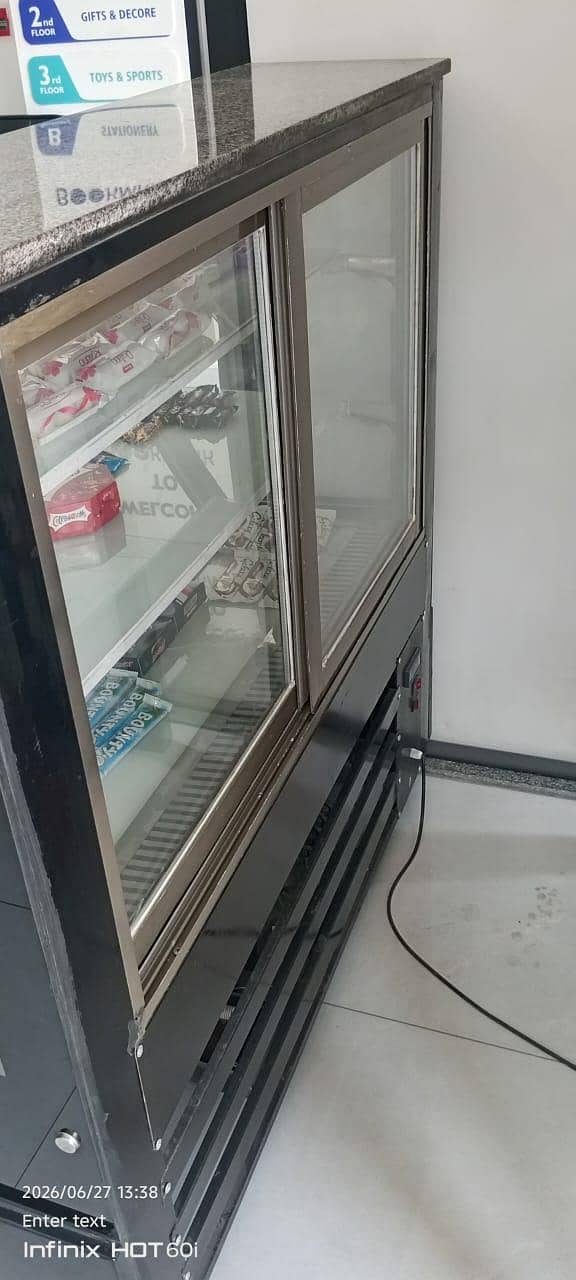 display chiller 2