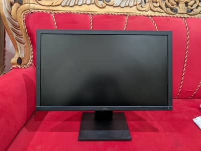 LCD UHD Monitor