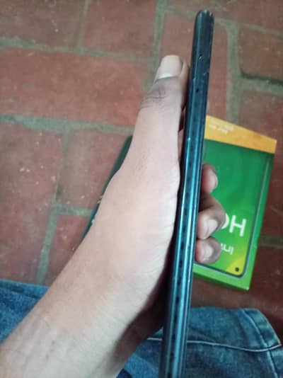 Infinix Hot 10