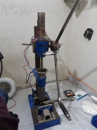 Hand molding no 2 machine 10/9 condition