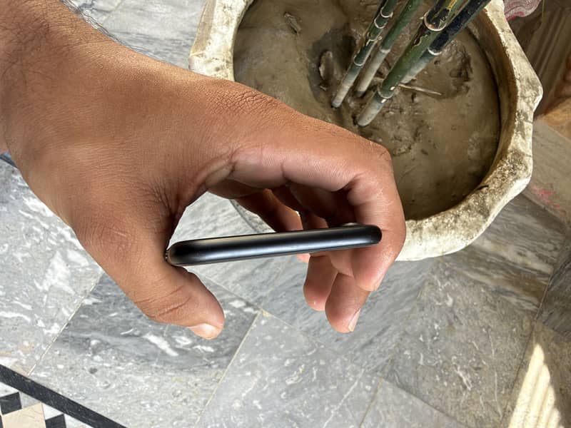 Apple iPhone 7 5