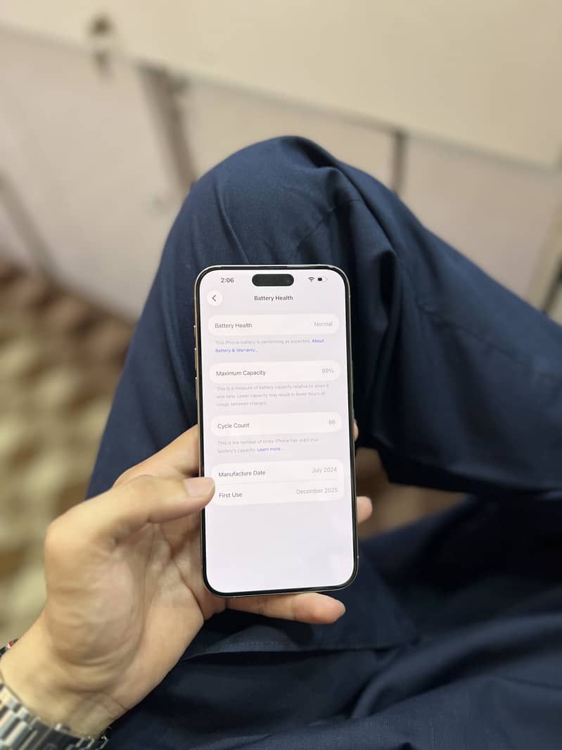 iPhone 15 pro max 0