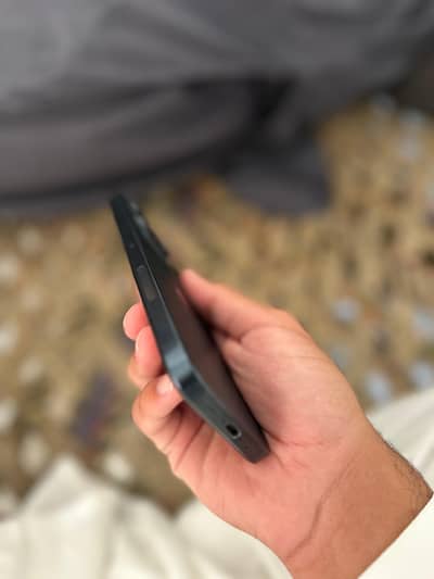 Apple iPhone 15 Pro