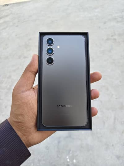 Samsung s24 just box open 8/128 non pta 10/10 lush