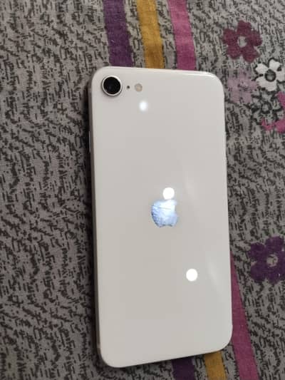 Apple iPhone SE