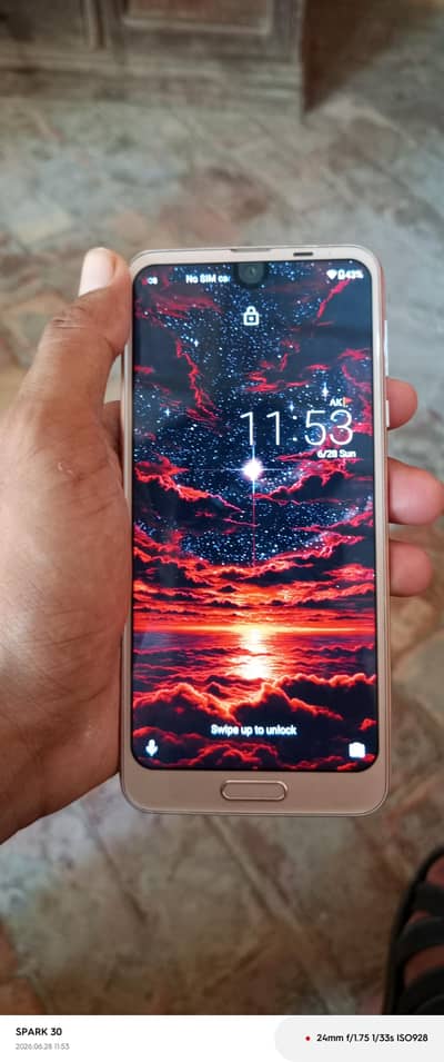 Sharp Aquos R2