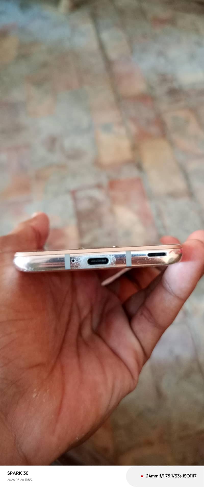 Sharp Aquos R2 2